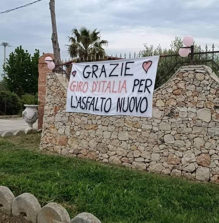 Erre Ci tweet media