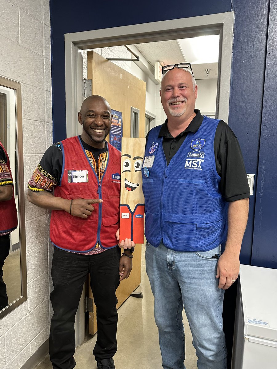 Lowes_1803's tweet photo. Again…. CONGRATULATIONS  TO 1803!!!!! 

#LowesSafe #Celebration #300Days #WinningTogether https://t.co/s9q8CGY1wH