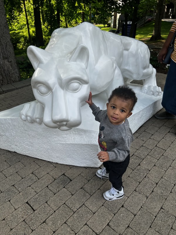 DamnDatz_NICKI's tweet image. We made it❤️❕️💯
#PsuGrad🙏🏿