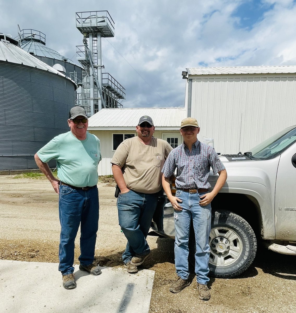 PatternAg's tweet photo. Out visiting our customers at Orr Family Family Farms today! It’s always great to hear how Pattern has helped their operation. #predictiveag #predictiveanalytics #AgTwitter https://t.co/T9yDtHSk4R