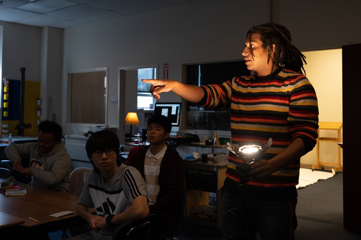 LakeRidgeRoyals's tweet photo. During #TeacherAppreciationWeek, #LakeRidgeAcademy cannot express enough how much we appreciate all the hard work our educators do! Our #teachers come to campus with a drive to help shape our Royals into better students and people. Thank you to our teachers! https://t.co/sdOI3hp6YE