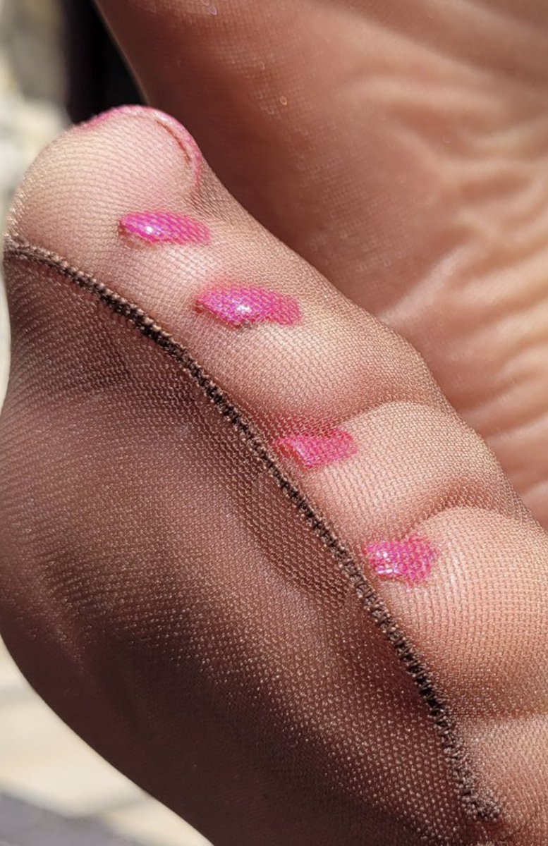 footlover888's tweet photo. https://t.co/PBHoqDAyNM