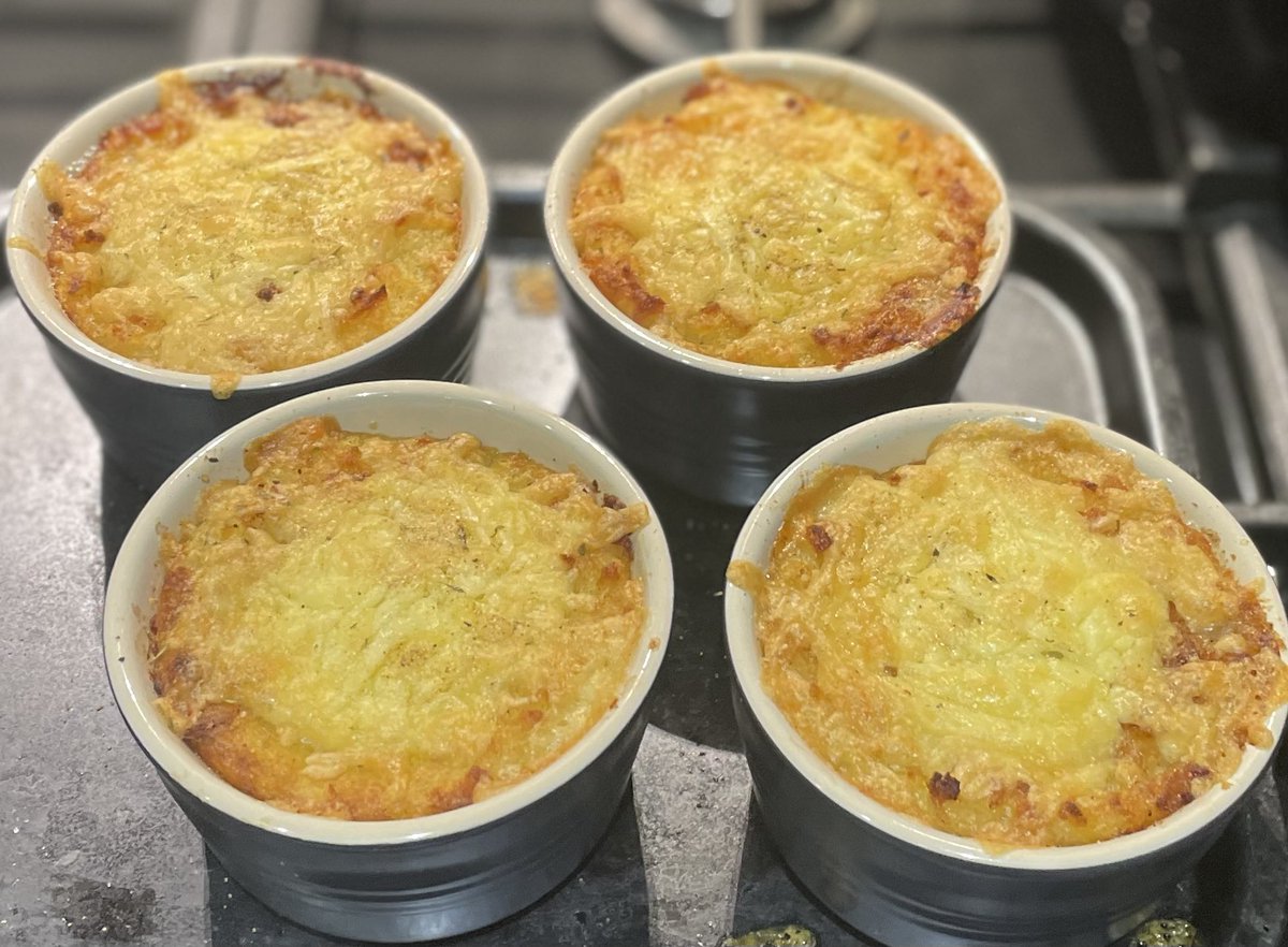 #cottagepie #BankHolidayWeekend cooking