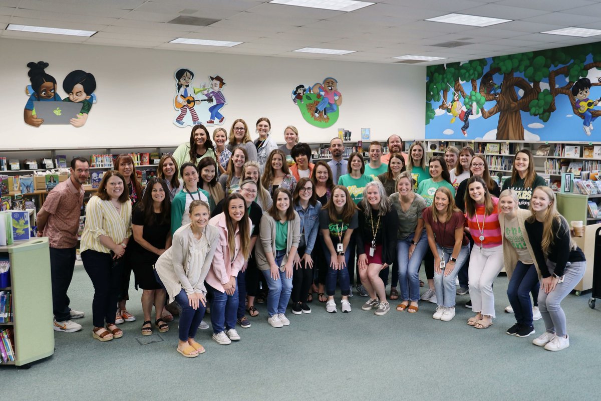 THANK YOU, LINDBERGH TEACHERS! This week is Teacher Appreciation Week, and we are giving a big shout out to all of our amazing educators in Lindbergh Schools. A thank you card will travel to each school. We're starting today at Crestwood and Long elementary schools. #WhyWeFly