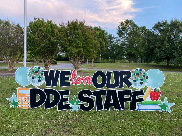 Davis Drive Elem PTA 21 tweet media