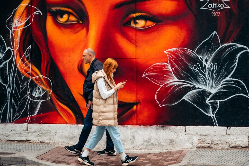 AdamDCohn's tweet image. Faces in Kozani, Greece #face #iseefaces #greece #kozani #zamkozart #streetart #tornposters instagr.am/p/Cr_9F2uI5K5/