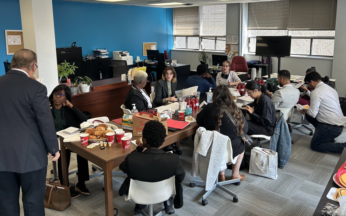 ReachAllianceTO's tweet photo. What an empowering weekend for our @ReachAllianceTO researchers &amp; alumni who attended @ResultsCda's national conference with over 100 passionate advocates 🏆

The next generation of #gamechangers for #socialjustice and #sustainabledevelopment 📢🌏

#ResultsCanadaConference https://t.co/S0wo75F5EI