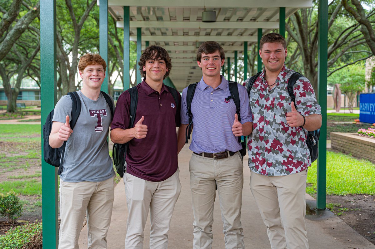 Strake Jesuit tweet media