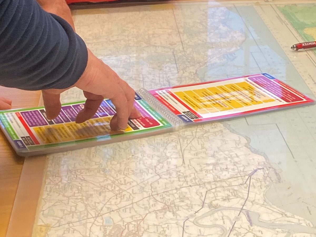 WatchetCRT's tweet photo. Tonight members of our team undertook navigation practise using physical @OrdnanceSurvey maps & electronic mapping, as well as compass bearings. During the training a casualty care scenario was also thrown in testing the team using our casualty care cards. @HMCoastguard https://t.co/LQszyVx4rF