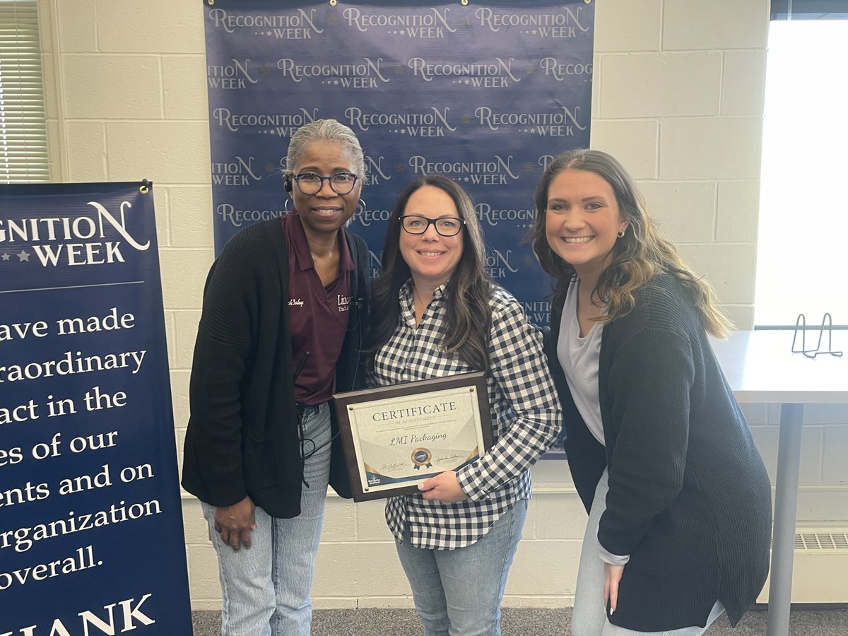 LMI Packaging is extremely honored to have received the Spark Friends in Education Award!

Lincoln Middle School is an outstanding community partner.

We love supporting this wonderful school!

#ThankyouLincoln