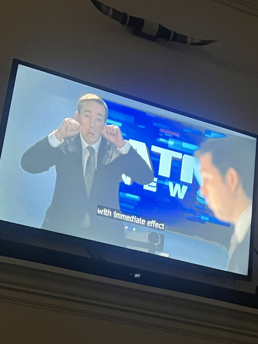 Margot T. tweet media