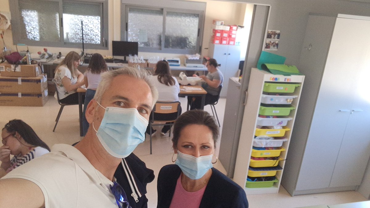 salischo's tweet photo. Lección de vida y superación de todos los integrantes de la familia de la Escuela Ocupacional de #ASCOPAS,tanto alumn@s cómo profesionales.
Experiencia que vale mucho y para mucho.
¡Enhorabuena, seguid así! https://t.co/BhtaXmIuDR
