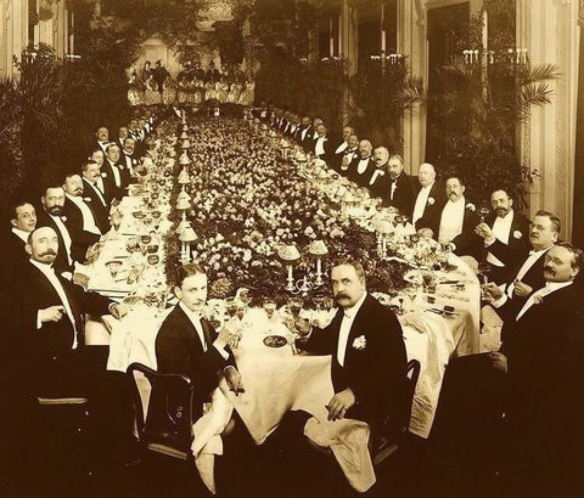 Dinner party at the Hotel Astor, New York City, in 1904.