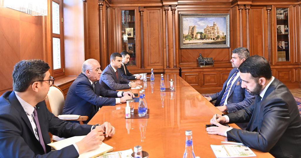 With Ali Asadov, the Prime Minister of Azerbaijan and Farid Gayibov, the Minister of Sports, discussed the Azerbaijan candidacy to host the WMF WORLD CUP 2025. If Azerbaijan succeeds among the finalists, the world championship will be hosted in the capital city of Baku.