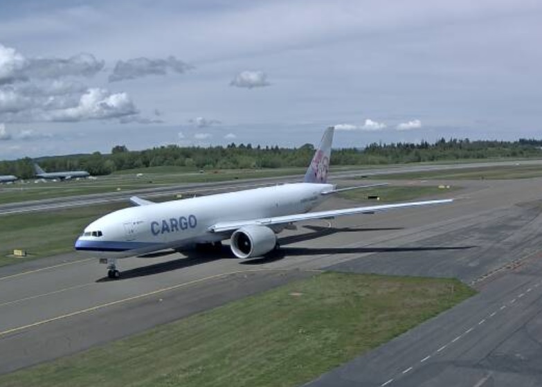 Airport cams on Twitter "LIVE Brand new China Airlines Cargo