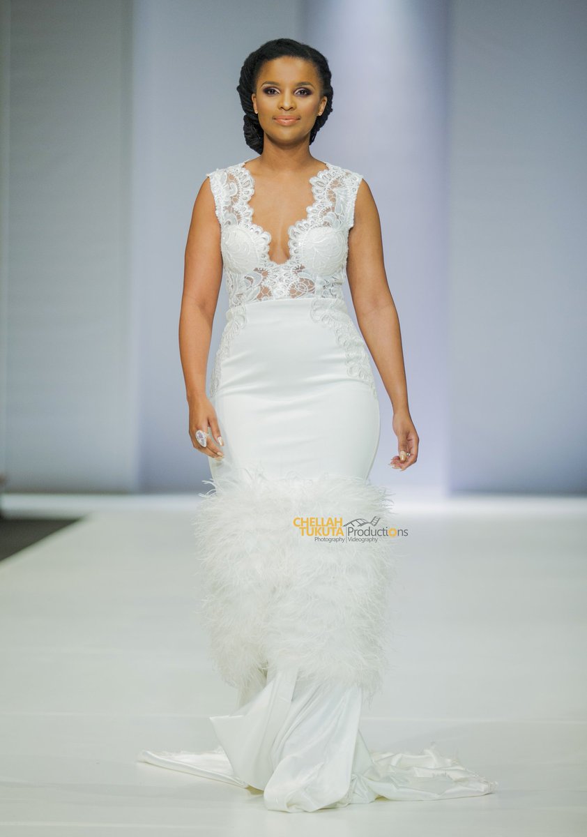 Runway Fashion Photography by Chellah Tukuta. chellahtukutaphotography.me

#southafricanfashionweek #safw #chellahtukutaphotography #chellahtukuta