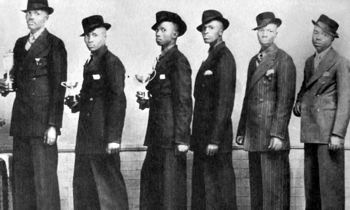 skepticafro's tweet photo. From #SolomonLinda's 1930s #Mbube to @DisneyStudios money-spinner. History of @TheLionKing soundtrack – the exploitation and legal battles. By @LiorPhillips I remember an old #RianMalan story in @RollingStone https://t.co/4yaNXKFbWQ https://t.co/2YOnDougVc