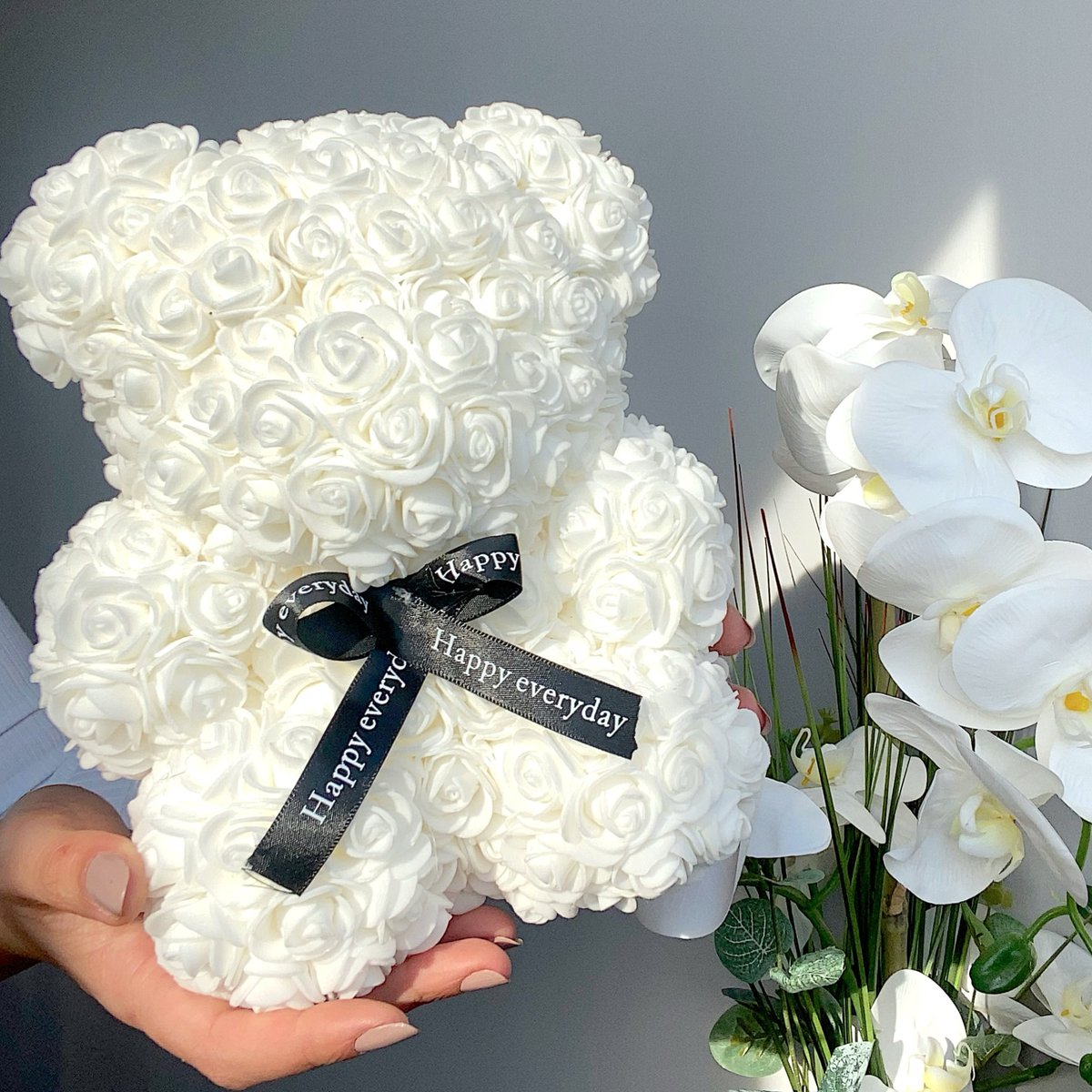 cicekmisincomm's tweet photo. En güzel anneler için birbirinden farklı hediye seçeneklerini keşfedin 🐻🤍
.
#yapaybitki #evbitkisi #yapayağaç #teddy #teddybear #teddyrose #rosebear #orkide #hediye #alışveriş #keşfet #dekorasyon #dekorasyonfikirleri #evdekorasyonu #annelergünü #annelergünühediyesi https://t.co/gMOqXmqeiu
