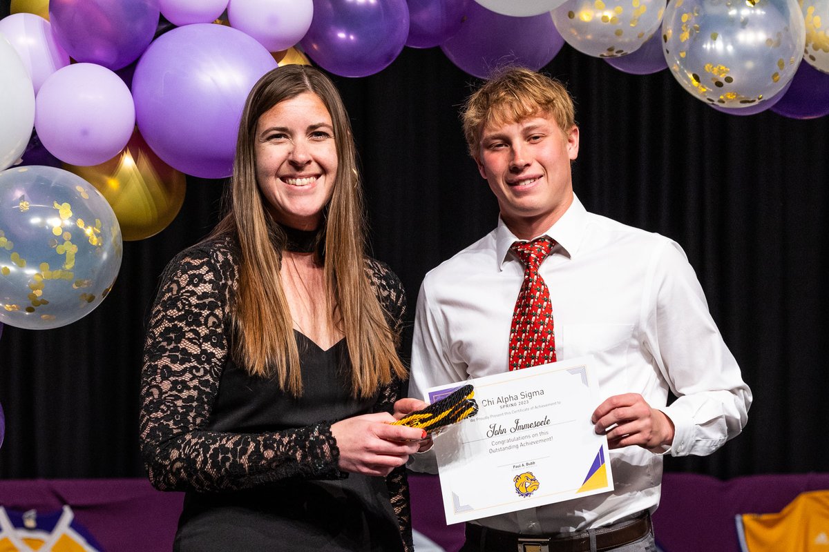 And the award for best-dressed at the WESPYs goes to... men's soccer‼️