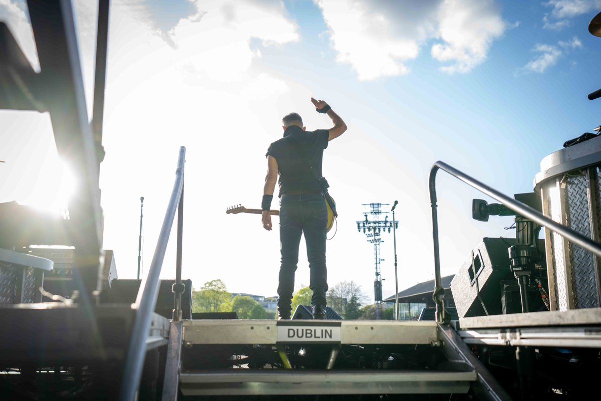 springsteen's tweet photo. https://t.co/7JUknivOFg
