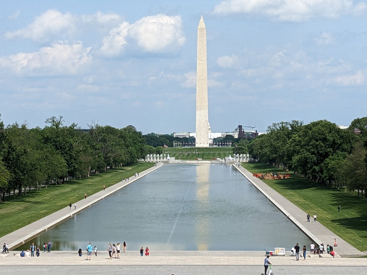 Tiffmeister's tweet photo. Visited the Lincoln and Washington Memorials today. Felt great to finally to be at these famous, historical sites after years of teaching about them. #retiredteacher #retiredlife #usmemorials #LincolnMemorial #WashingtonMemorial #WashingtonDC https://t.co/Lu79bpRYxb