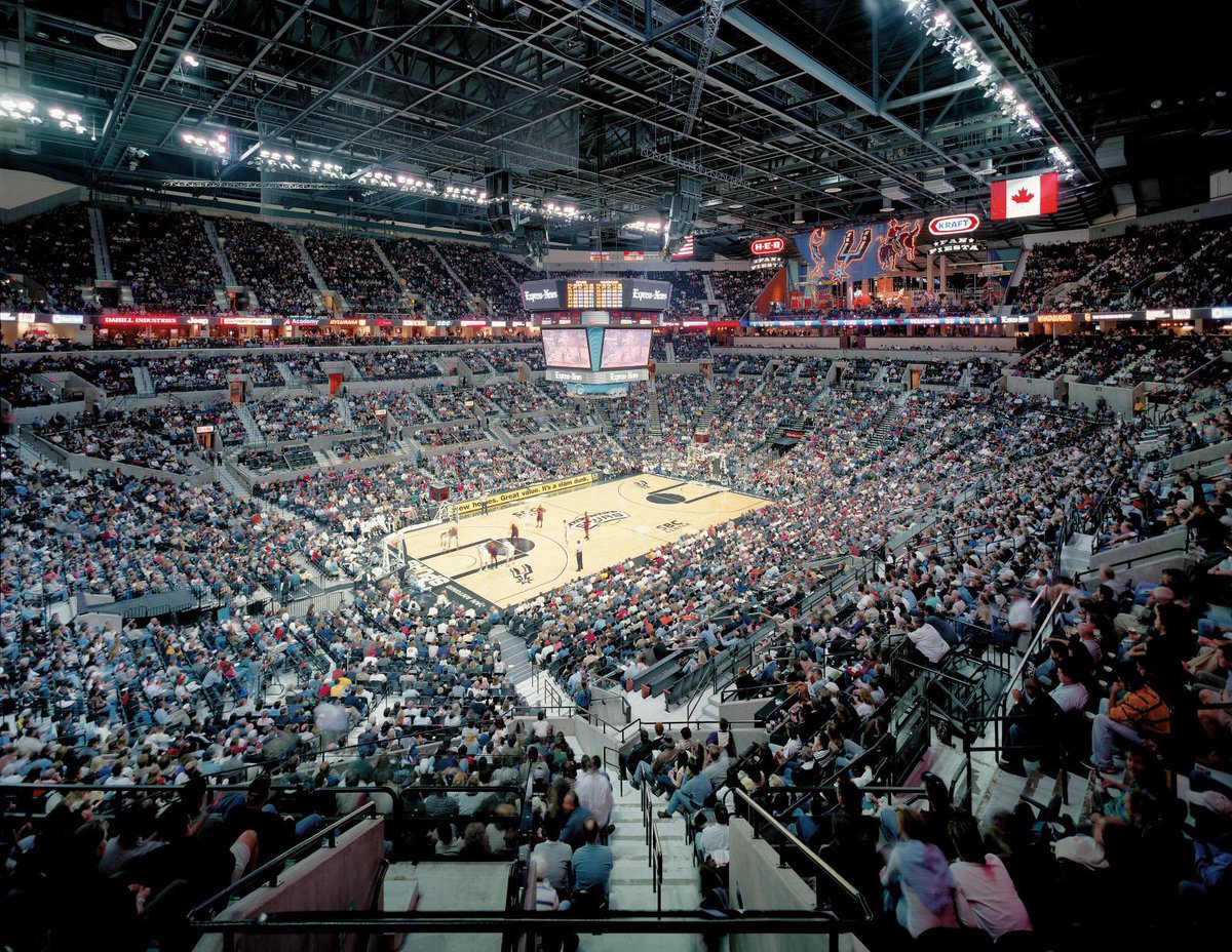 Border Patrol’s reporting that there were 18,600+ known gotaways at the border last week is a concerning number.

That means a population size equivalent to an approx full capacity AT&amp;T Center (San Antonio Spurs) was able to sneak into the U.S. without capture in a *single week*.