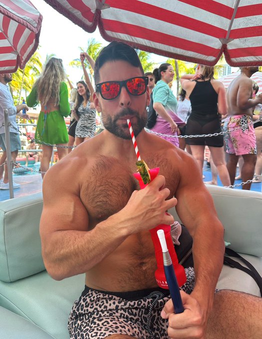 Fun times for my birthday❤️🥳 30 years old now thanks for all the wishes 🙏🥳 https://t.co/UPX6tnE8ig