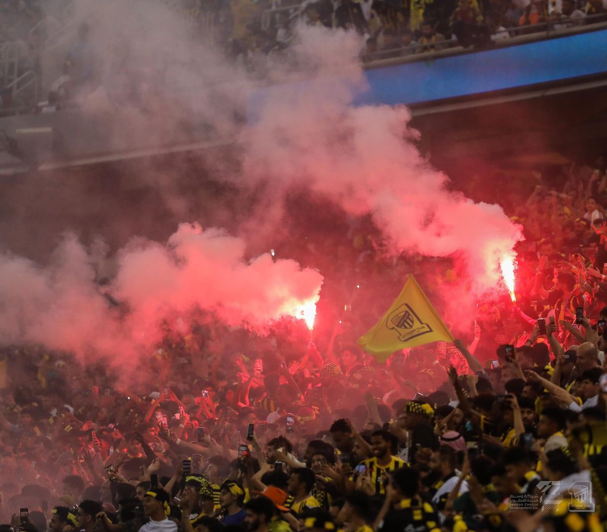 الحمدلله يارب ..
لم تحسم بعد .. ٤ نهائيات اخرى متبقية ، 
التركيز مطلوب من الجميع
مبروك جمهورنا الغالي مستوى ونتيجة .. ودعواتكم 💛