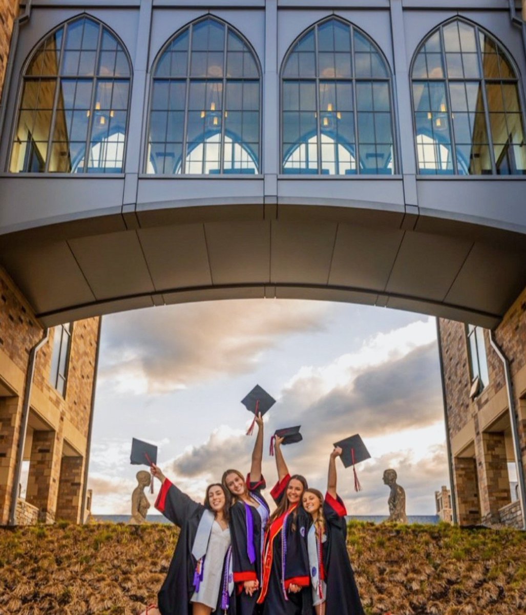 sacredheartuniv's tweet photo. Caps, Gowns, & Cords! π
#WeAreSHU #GradSHUation https://t.co/YcTPuCCvzf
