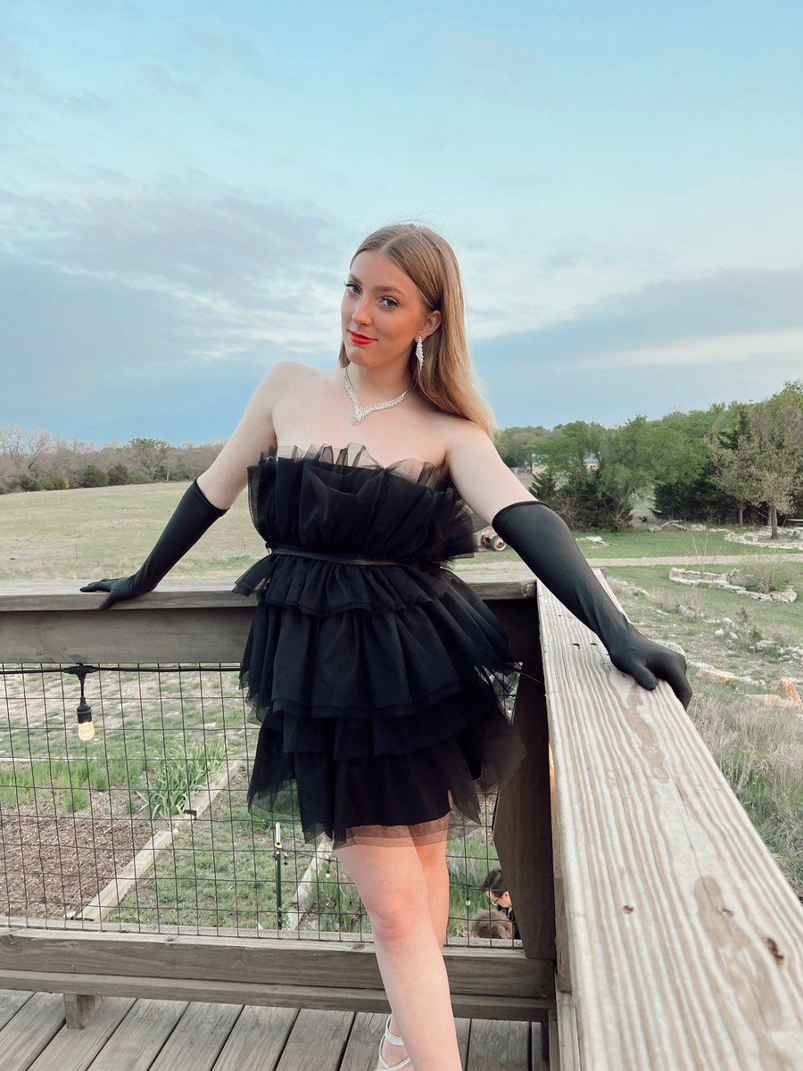 a_nesting's tweet photo. 🖤 𝕘𝕒𝕞𝕞𝕒 𝕡𝕙𝕚 𝕓𝕖𝕥𝕒 𝕗𝕠𝕣𝕞𝕒𝕝 🖤 https://t.co/t8mHjY1Kmk