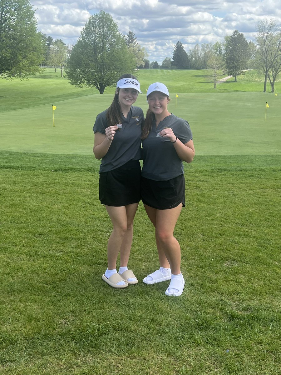 WsetGirlsGolf's tweet photo. Huskies had a great day at the RRC Conference tournament at Terrace Hills. Breaking the team school record today shooting a 365! Jaya broke her past record of 76 by shooting a 74! 
Top scores: 
Jaya 74 2nd &amp; all conference 
Gracie 85 7th &amp; all conference 
Kennedy 102
Marlie 104 https://t.co/tl6ux5ZLzp