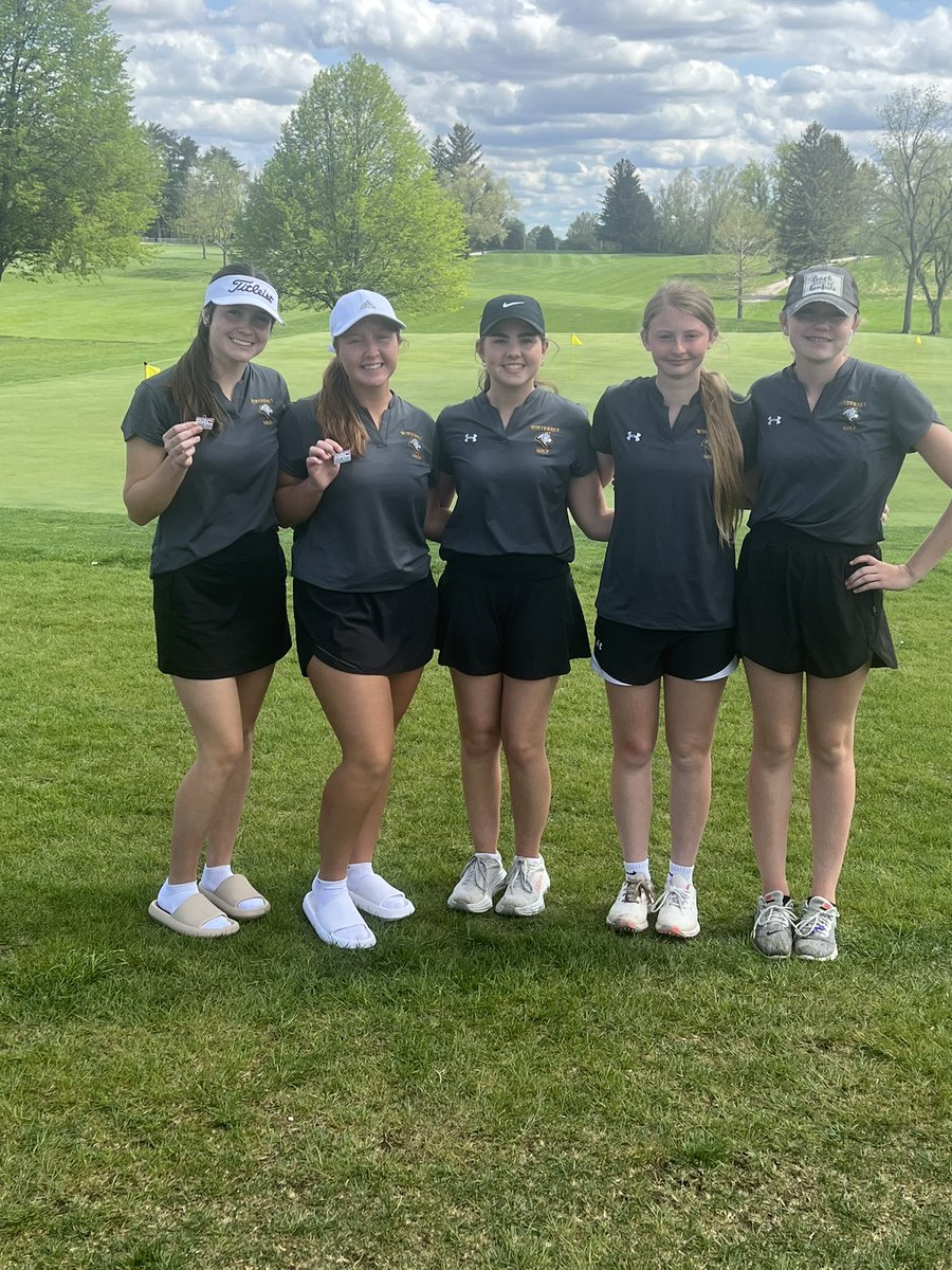 WsetGirlsGolf's tweet photo. Huskies had a great day at the RRC Conference tournament at Terrace Hills. Breaking the team school record today shooting a 365! Jaya broke her past record of 76 by shooting a 74! 
Top scores: 
Jaya 74 2nd &amp; all conference 
Gracie 85 7th &amp; all conference 
Kennedy 102
Marlie 104 https://t.co/tl6ux5ZLzp