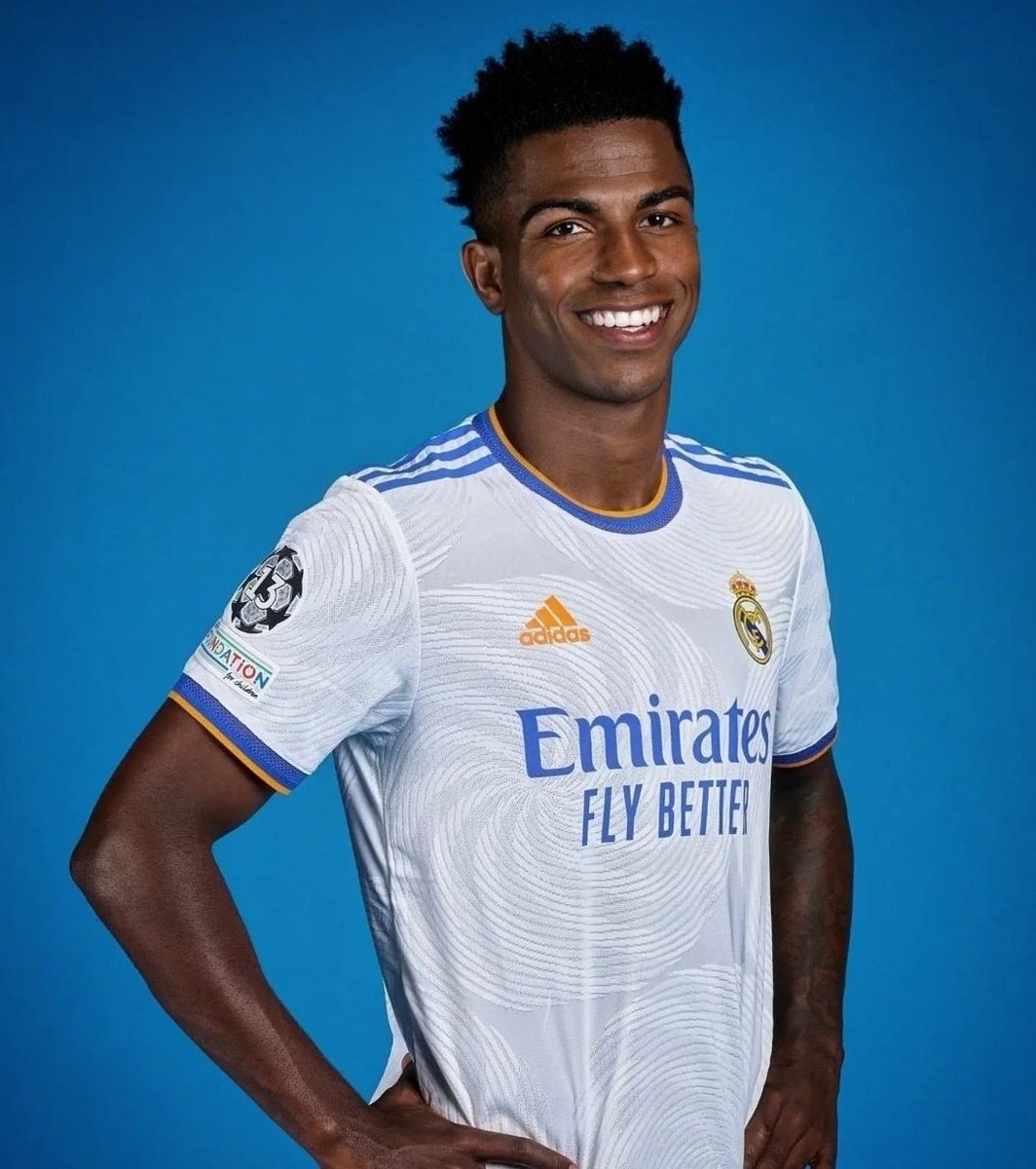 ElInmortal____'s tweet photo. No estáis listos para lo que nos prepara Vinicius mañana. El proceso está casi listo. https://t.co/OlzDHqRY3c