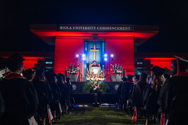 BiolaCSB's tweet photo. You did it! You are now an official #BiolaGrad! We are so incredibly proud of all of the hard work you have done. Congrats! https://t.co/QfOaRHTHOJ