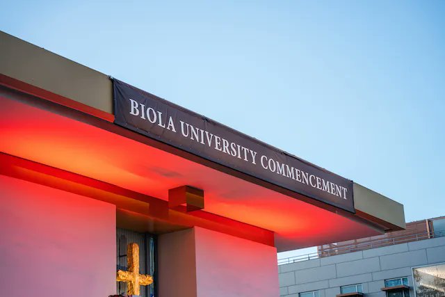 BiolaCSB's tweet photo. You did it! You are now an official #BiolaGrad! We are so incredibly proud of all of the hard work you have done. Congrats! https://t.co/QfOaRHTHOJ