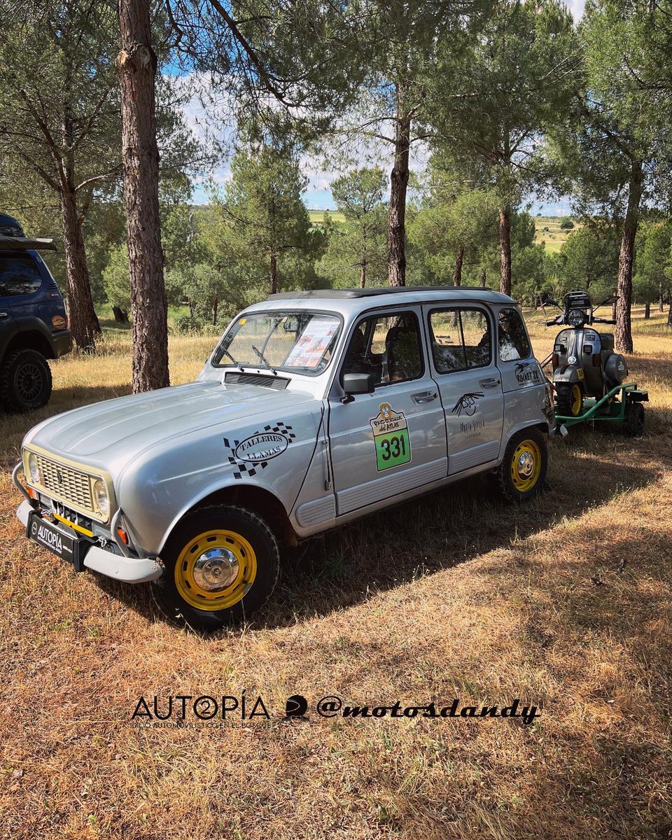 motosdandy's tweet photo. Retrostyle 😎👍🏻
#motos #vintage #classic #motosclasicas #retro #motoretro #vespa #sidecar #vintage #style #classic #motorcycle #motorbike #caferacer #moteros #motolife #motolovers #motogram #gas #gasolina #motoclube #amigos #friends #road #oldschool #riders #autopia #motosdandy https://t.co/g8L4LT4Pci