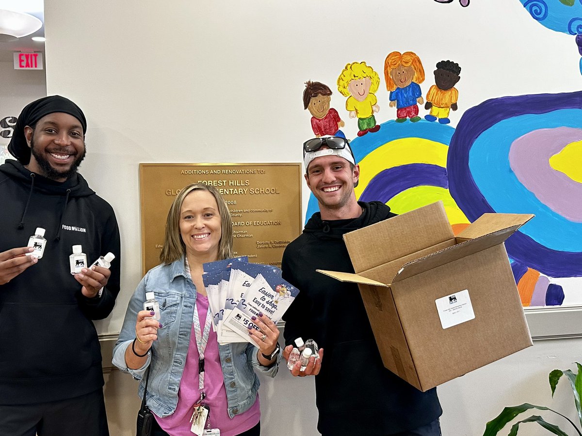 More #StaffAppreciationWeek fun!!  Our community is already showing so much love on Day 1!!  Thank you to <a href="/FoodLion/">Food Lion</a> for providing a hand sanitizer and coupons to our staff!!!  Thank you for loving our staff!! <a href="/NewHanoverCoSch/">New Hanover County Schools</a> <a href="/KimFoleyEDU/">Kimberly Foley</a>
