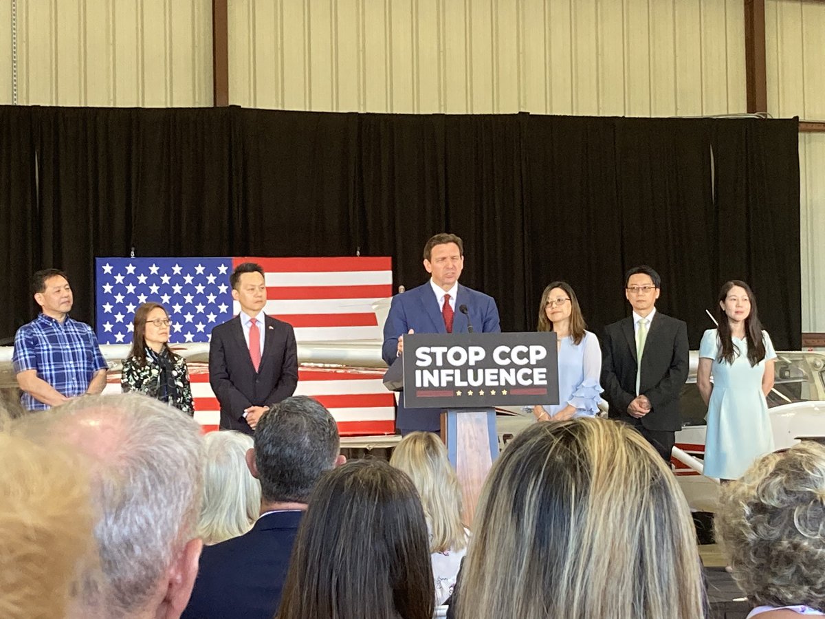 Had the honor of attending todays @GovRonDeSantis DeSantis presser today here at the Brooksville Airport.

#AmericasGovernor signed a slew of anti-Communist laws that directly combat the CCP…

SB258
SB264
SB846

#TheFightContinues ⚔️

#hernandocounty @M4LHernandoCoFL