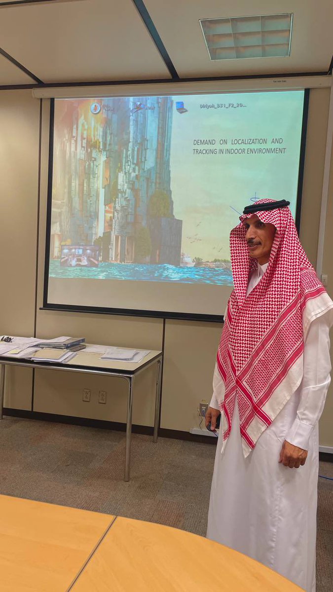 ALfutaimani_'s tweet photo. أبارك لعمي الدكتور: عبدالله بن محمد بن حشر الفطيماني 
حصولة على درجة الدكتوراة في الذكاء الاصطناعي من جامعة الملك سعود https://t.co/3BJh9n00Ne