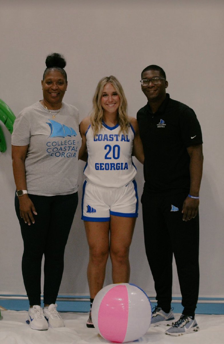 EllieSouthards's tweet photo. Big thanks to @HoopnCoach21 @CoachCharris1 for a great visit to @ccgawomensbball Excited to continue to build our relationship. Thrilled I got to do this with my girl @AddisonHoard 
Awesome time learning more about your program
@SEUnited_Elite @BatsonBBall @InsiderExposure 🔵🟡 https://t.co/P4h73l3rRo