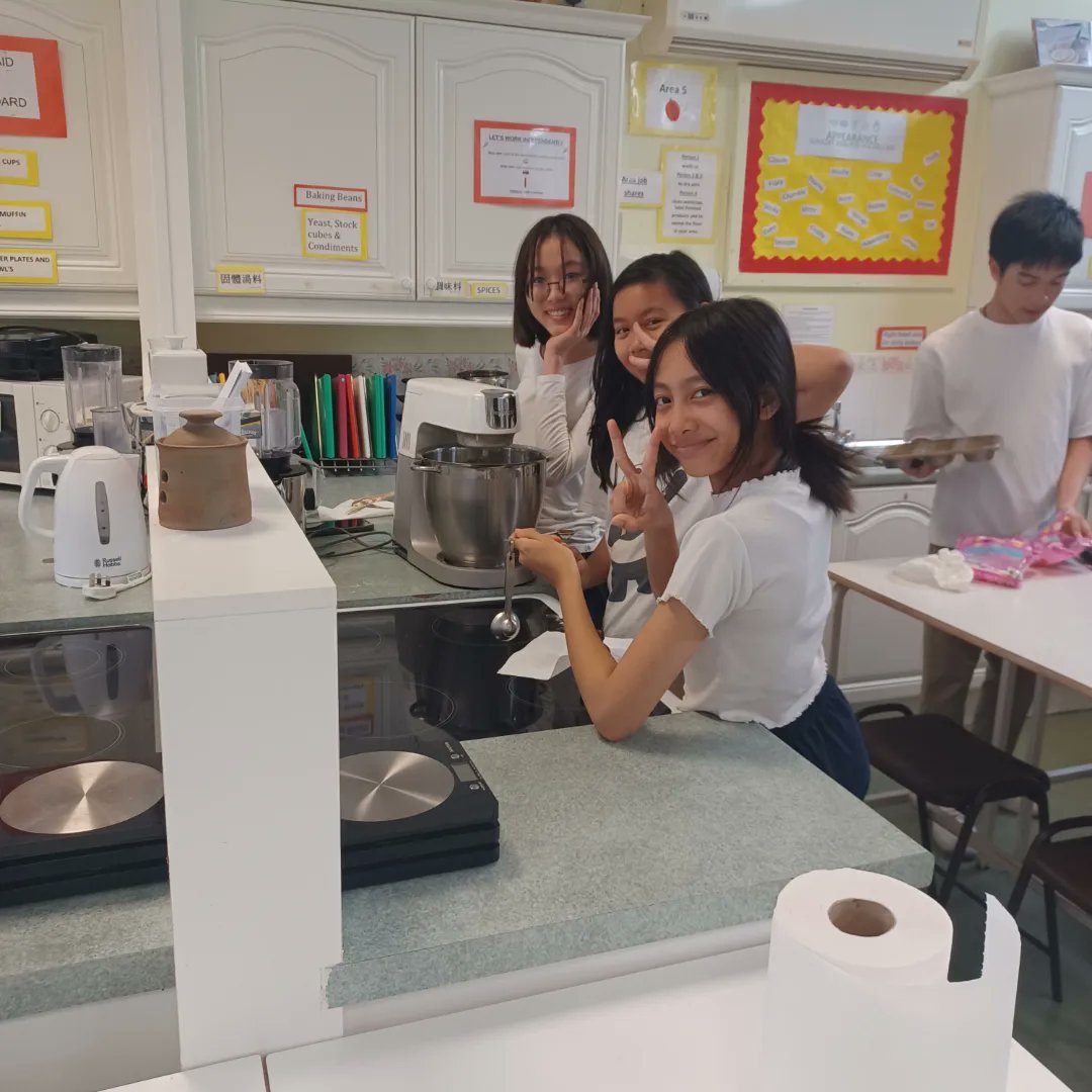 rcboarding's tweet image. A perfect way to spend a rainy bank holiday Monday!
#ratcliffecollege #boarding #bsaboarding #boardinglife #iloveboarding #coronation