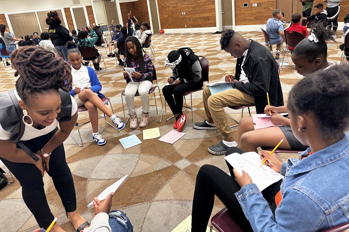 Dr. Nicole Glaze tweet media