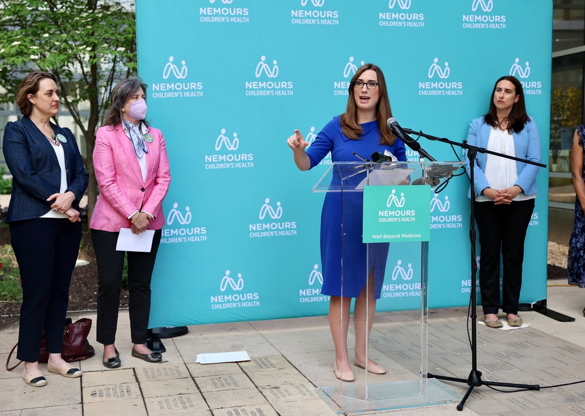 Sarah McBride tweet media