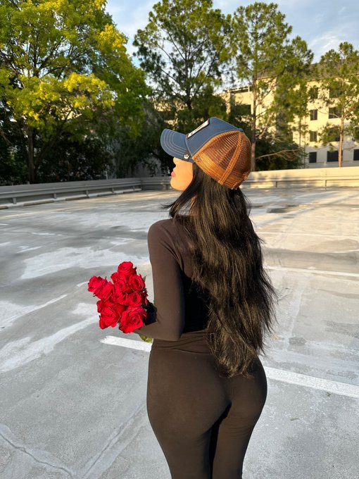 😄 https://t.co/mlXZJd8C1j