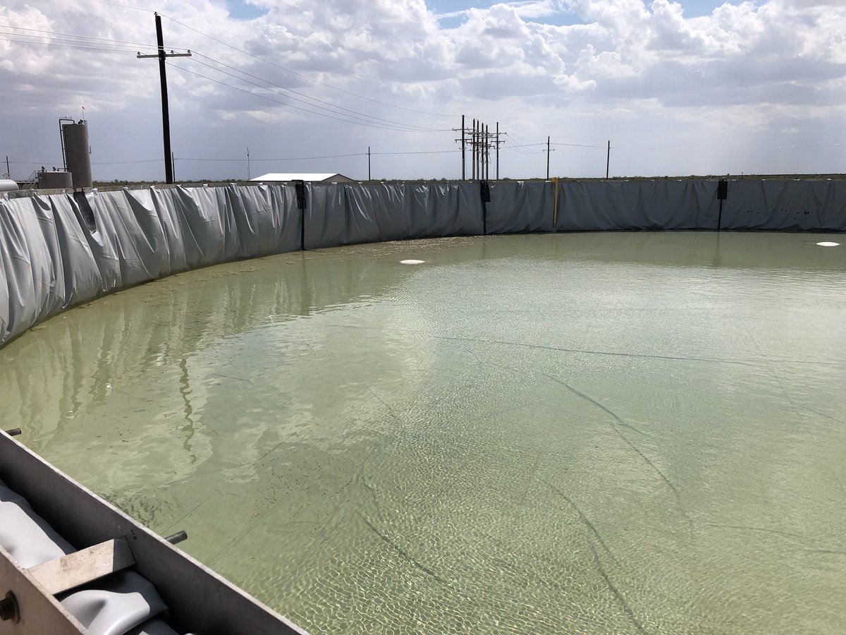 flow3d's tweet image. Don&apos;t miss the 2023 EWRI Congress! Wangshu Wei, Ph.D will be giving a presentation titled, &quot;Optimization of the mixing in a produced water storage tank with CFD.&quot; For more information about wastewater modeling solutions, check out the link.
flow3d.com/products/flow-…
#flow3dhydro