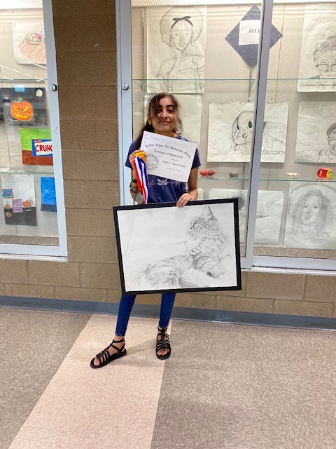 ElginFineArts's tweet photo. EMS art students competed in the Jr. VASE competition this past Saturday and came away with 14 medals - one of which made it all the way to Platinum!!  Bravo to these talented scholars!  @JanaRueter @RizaCooper @ELGINISD_EMS @ElginAcademics @ElginTxISD #FinishSTRONG https://t.co/fvHr0UJXOI