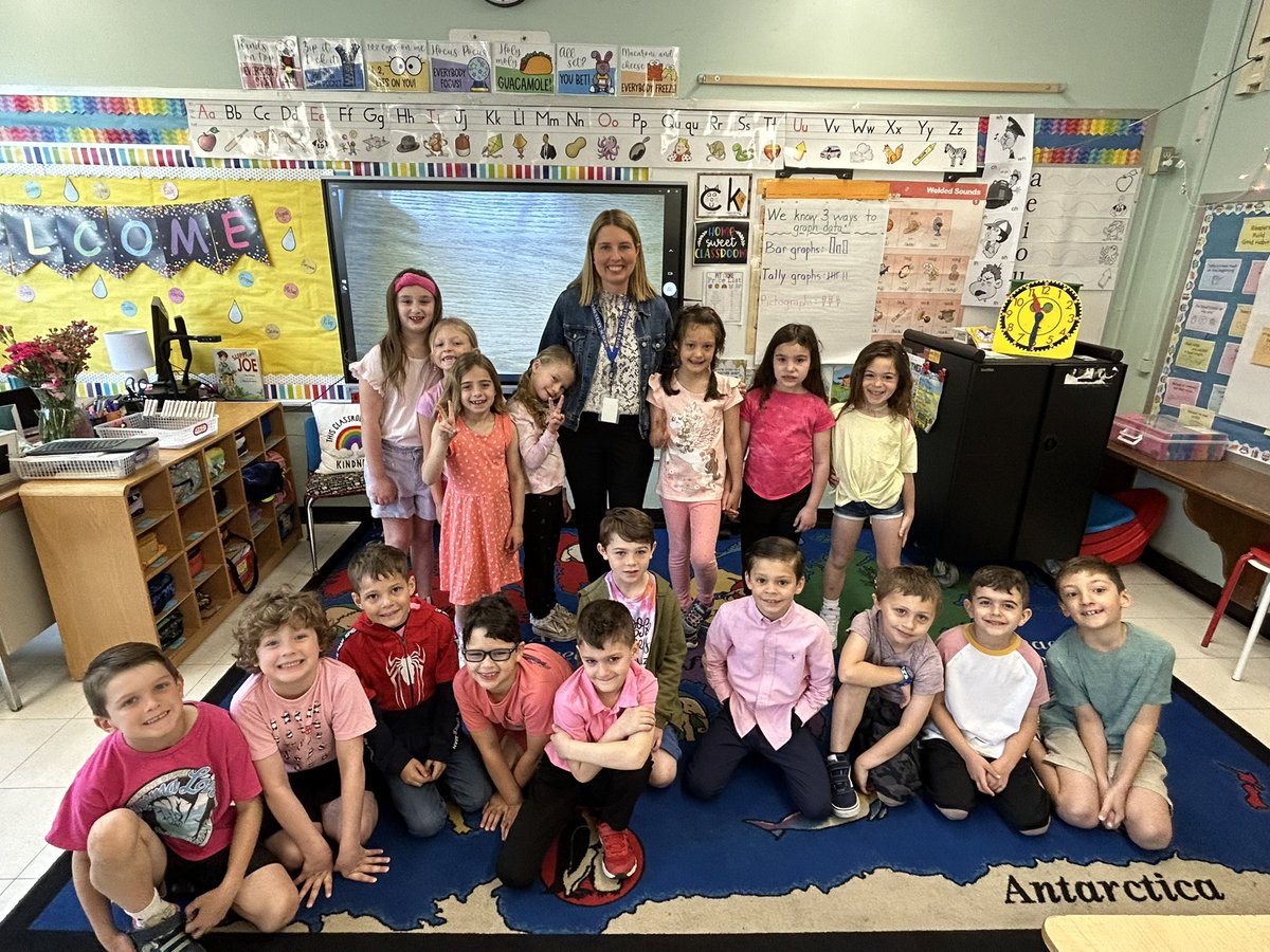 My adorable students wearing my favorite color for teacher appreciation week! @RPPrincipal