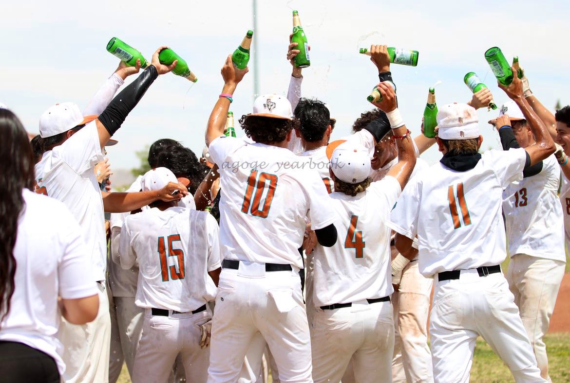 It’s been a great year for <a href="/PHHS_Beisbol/">Nico Alvarez</a>. Keep it up and best wishes in the next round. #TeamSISD