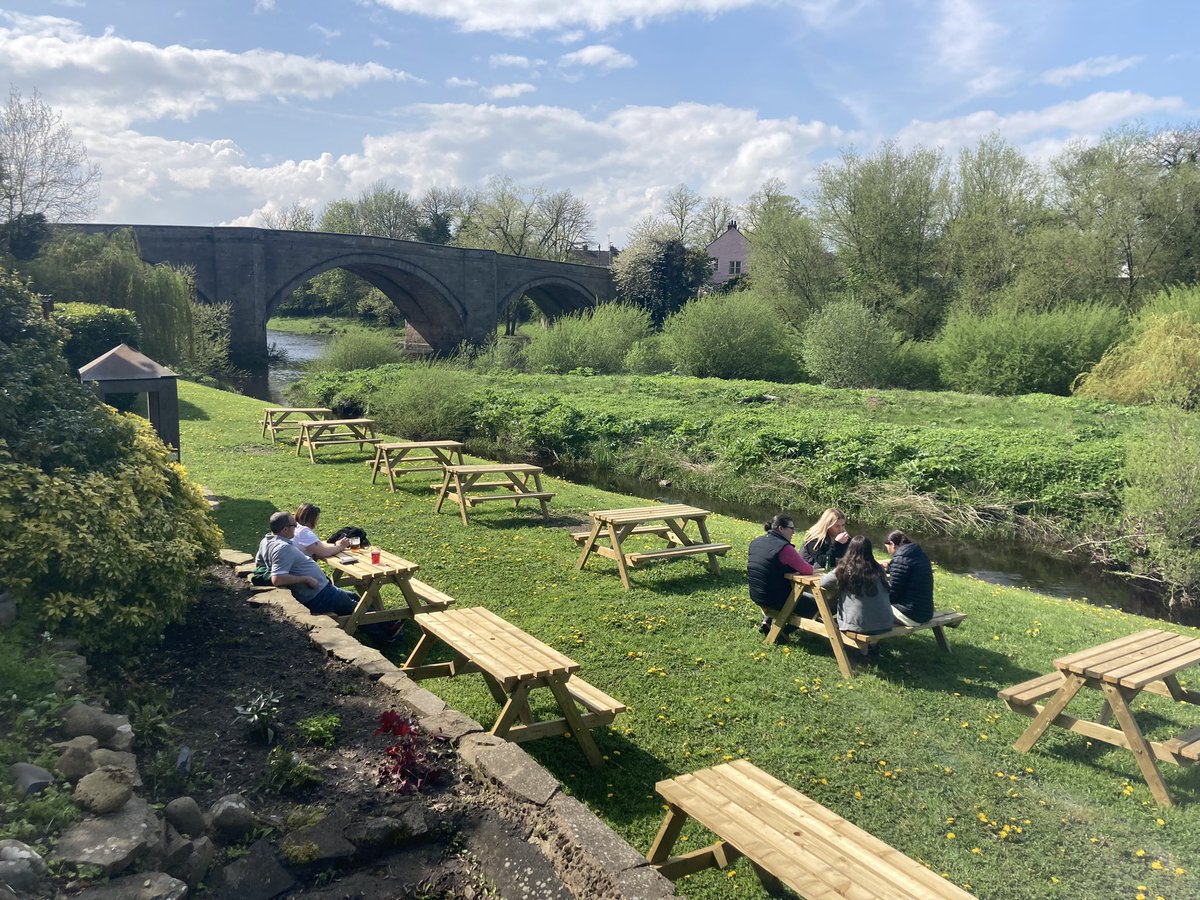 ThePubChampion's tweet photo. Visited two of the nationโs best beer gardens yesterday.
The George, #Piercebridge @thegeorgetees & the @TheFreeTradeInn #Ouseburn #Newcastle. Glorious.
#beergardens #pubs https://t.co/4LxUPduZwk