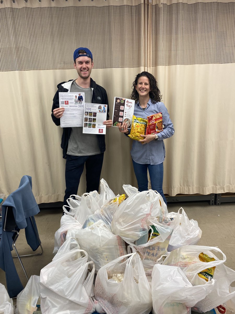 Little Budget Big Bounty is a collaborative effort between cats cupboard, Parent and Family programs, Big Brothers Big Sisters and a sponsoring grocer. This donation drive collected 203 items! We hope to see this collaboration continue on in the future.